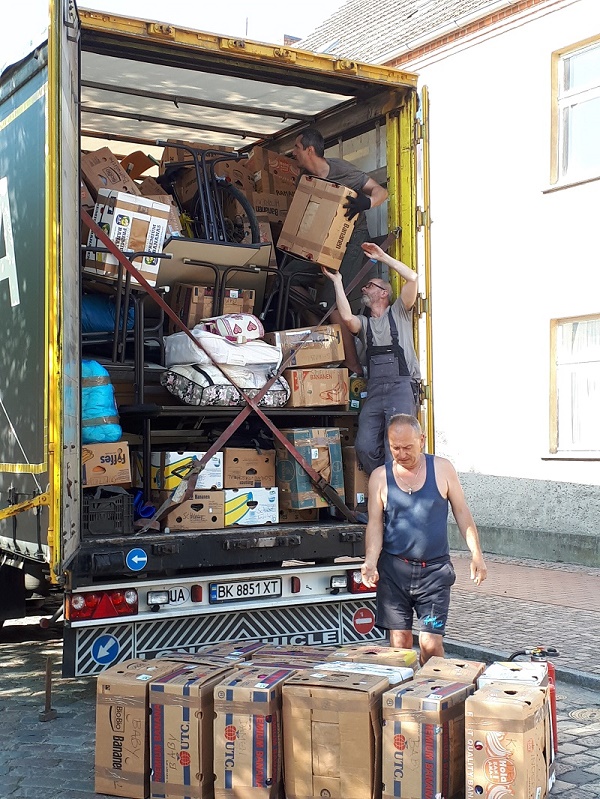 Beladung von Paketen 2. Foto
