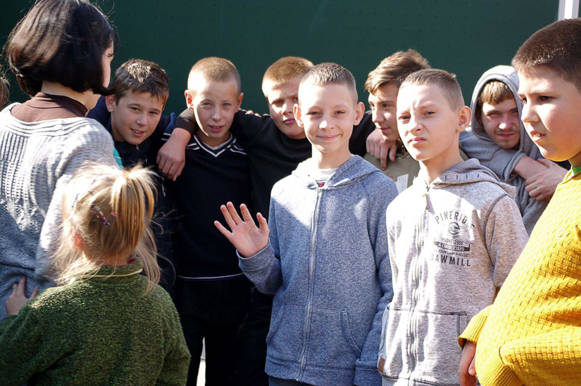 Schulkinder 10 - verteilt