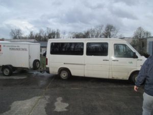 Transporter mit Anhänger Levice