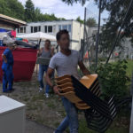 Beladen 5 Schulmöbel Ukraine russisch
