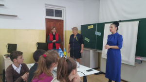 Olga Tape mit der Direktorin - Cherson