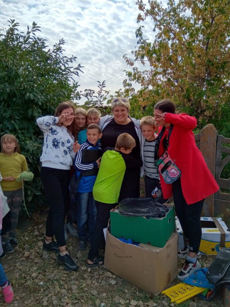 fröhliche Kinder und Olga, real